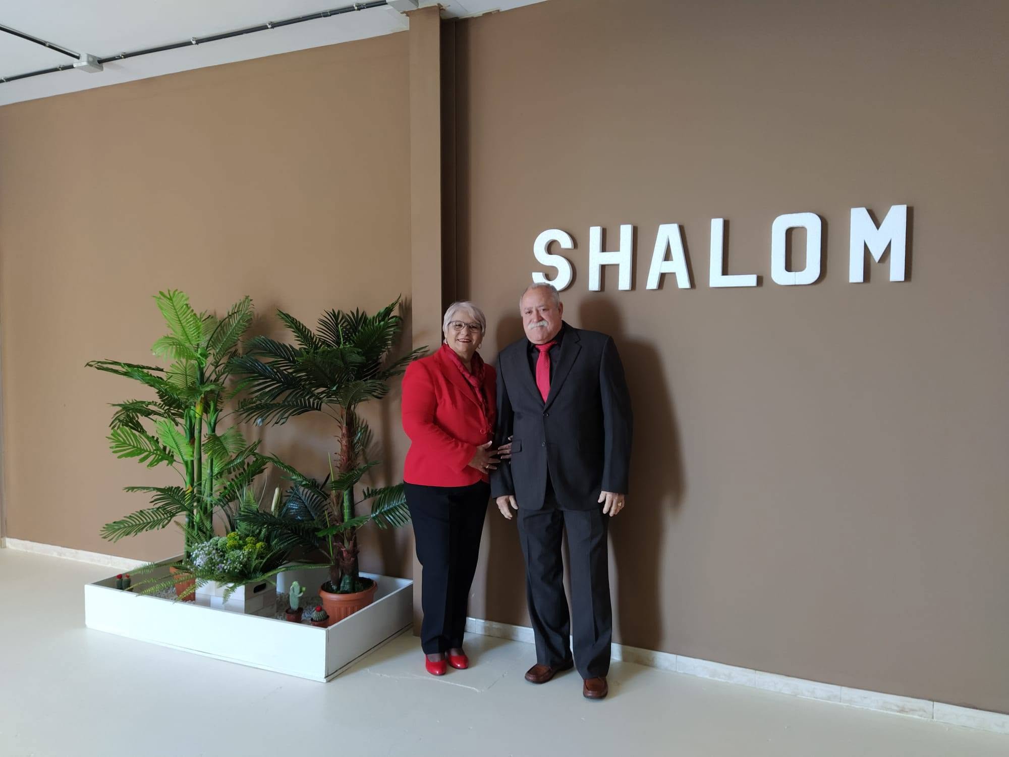 Los pastores Fernando y Maribel